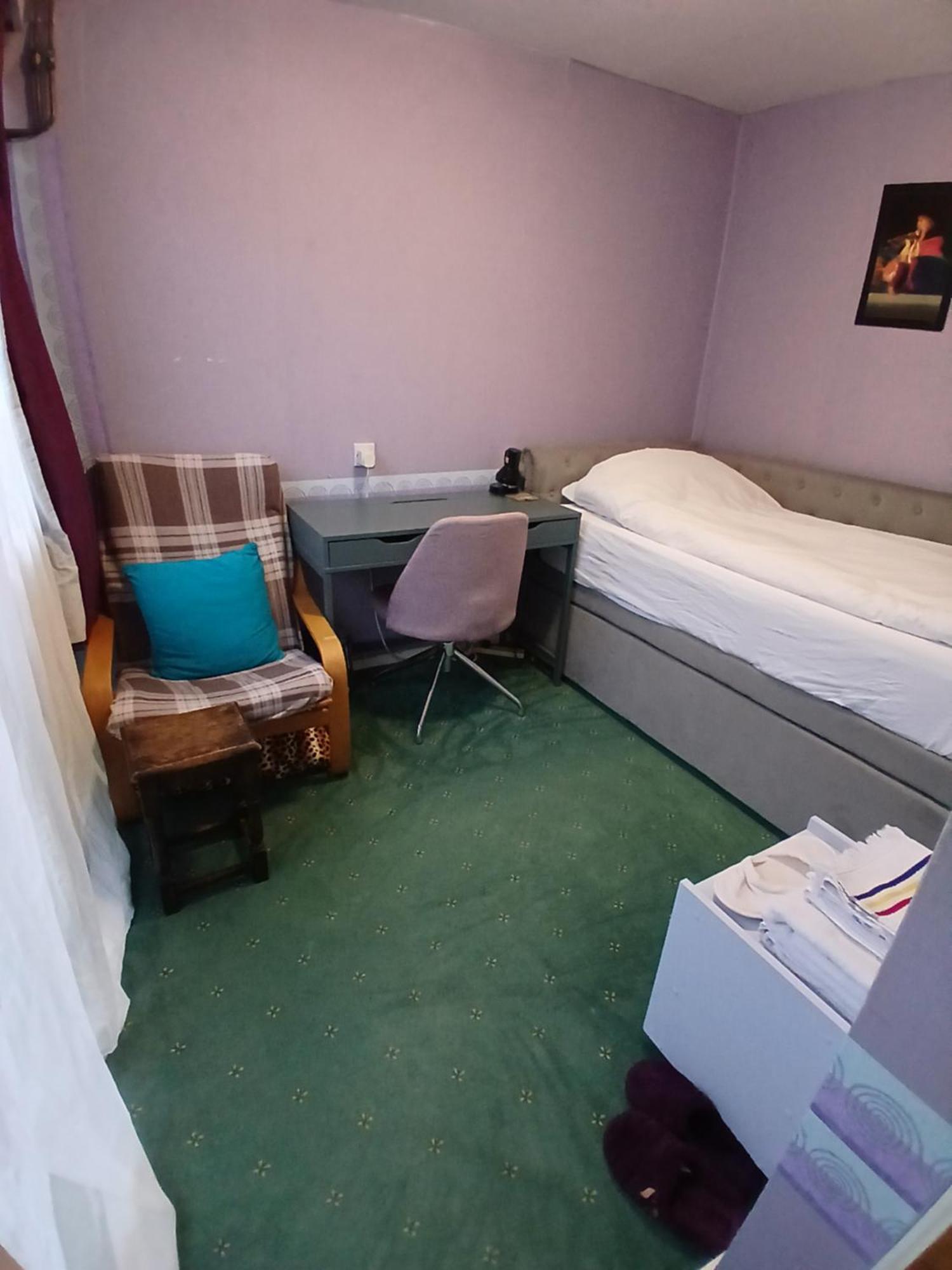 Cosy Single Room Only For Ladies In Tower Bridge Лондон Екстериор снимка
