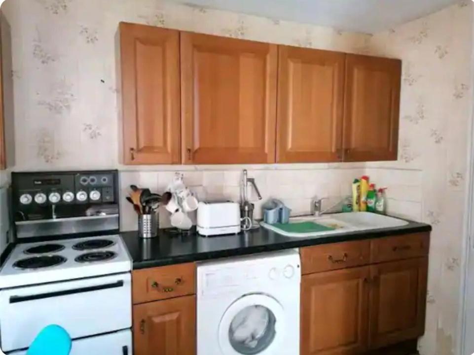 Cosy Single Room Only For Ladies In Tower Bridge Лондон Екстериор снимка