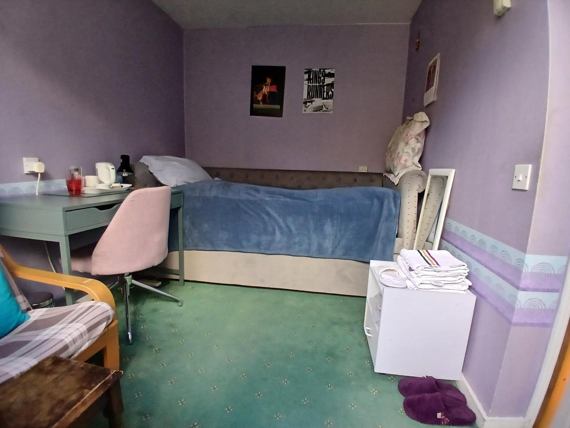 Cosy Single Room Only For Ladies In Tower Bridge Лондон Екстериор снимка